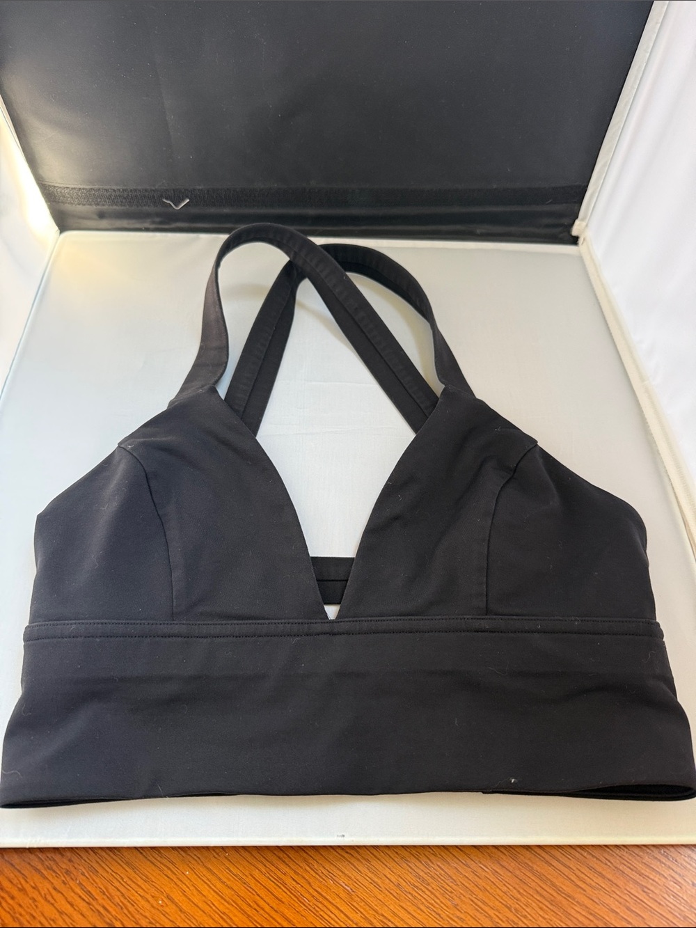 lululemon athletica Black V-Neck Cross-Back Sports Bralette